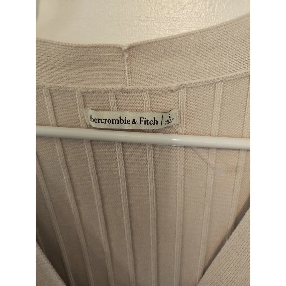 Abercrombie & Fitch Womens Size Large Button Ribbed Long Cardigan Sweater Cream